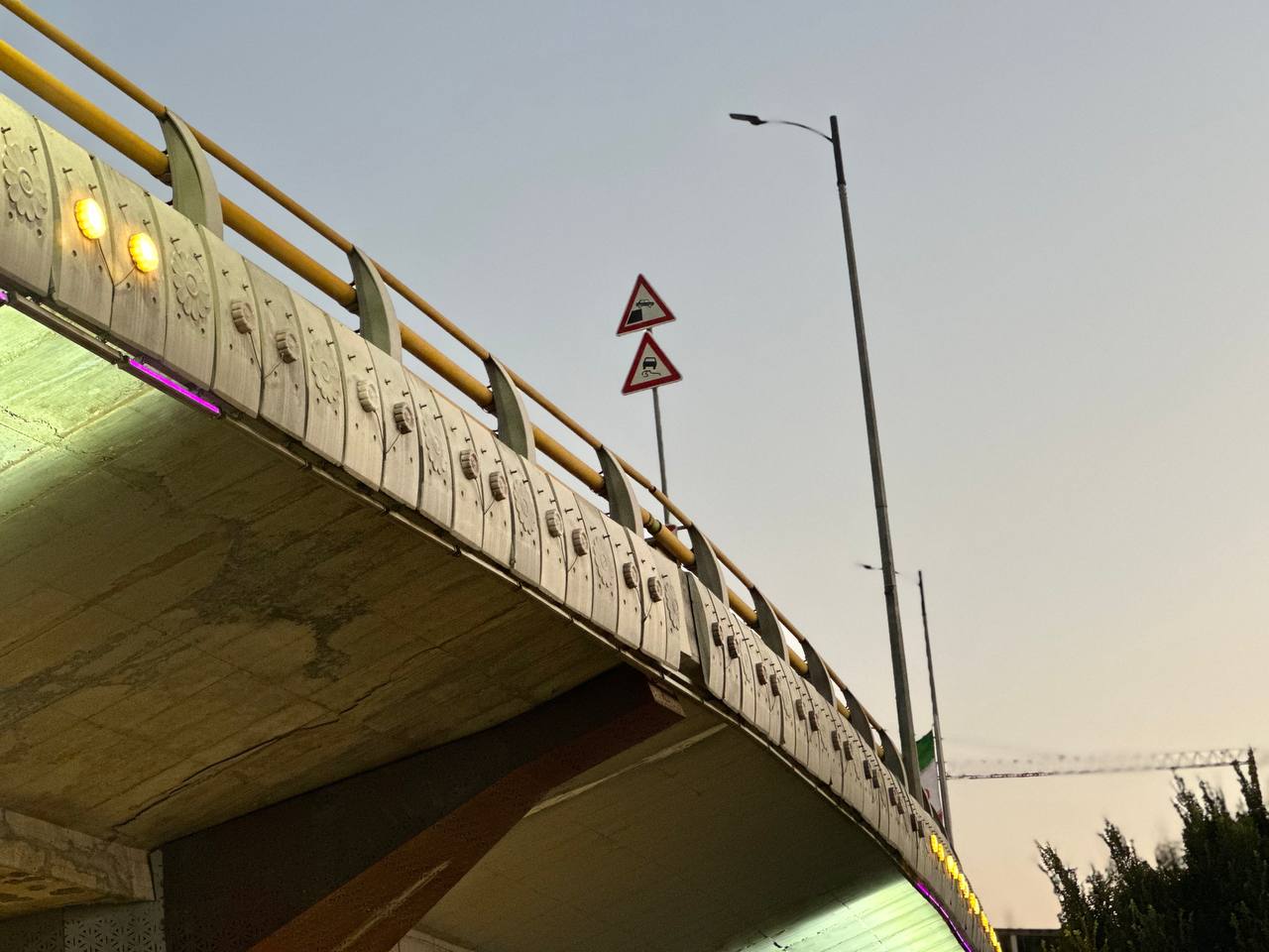 قرنیز نمای پل بتنی شیراز